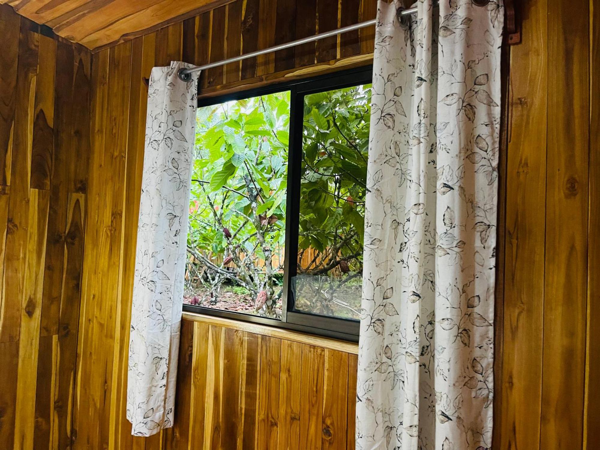 Rio Celeste, Cacahua Lodge Exterior photo