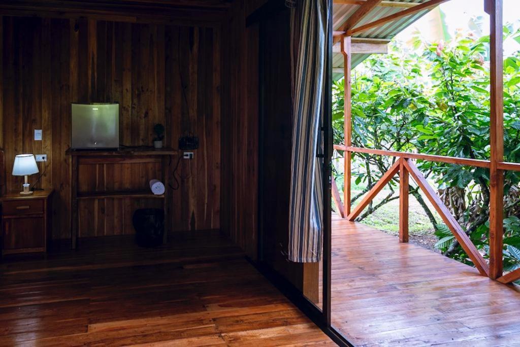 Rio Celeste, Cacahua Lodge Exterior photo